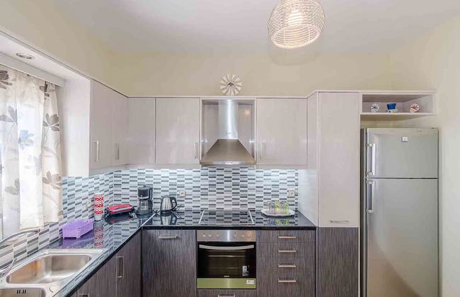 Spacious 2 Bedroom House with Fantastic Yard - Foto 4