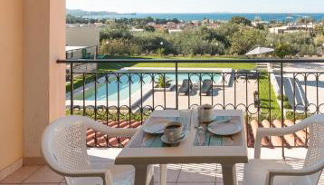 Catamaran Corfu Aparthotel - Foto 1