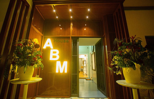 ABM House - Photo 1