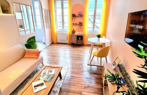 Chez Alba - terrasse, local à vélos et parking au centre historique - Foto 1