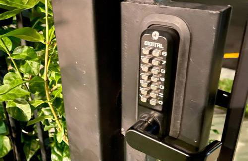 Posh Dtwn/Midtown Home w Stunning Roof-Top Terrace - Foto 4