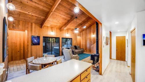 Redwood Retreat - Photo 2