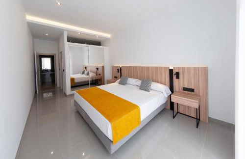 Apartamentos La Laguna I Luxury Apartments - Photo 15