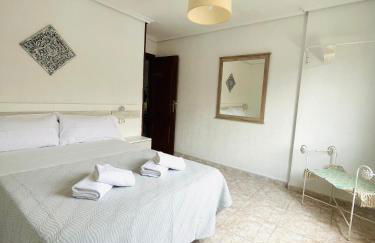 Apartamento El Arenal - Free Parking - Foto 7