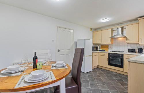 Modern Stay in Nuneaton with Free Parking - Foto 13