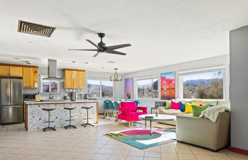 Neon Moon An Elevated Experience w Pool and Spa - Foto 53