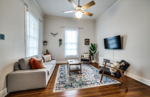 Downtown Historic 2Bdrm, Walk to Riverwalk, Alamo; Beautifully Renovated! - Foto 9