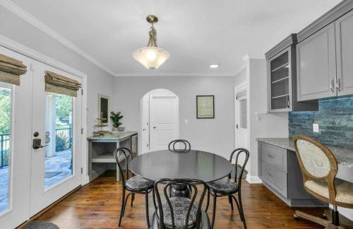 The Wexford French Chateau w Pool - Photo 22