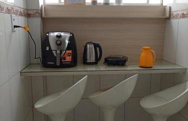 Apartamento espaçoso com 3 quartos para até 6 pessoas, Garagem coberta dentro do condomínio e Check-in Automático via Fechadura com senha - Foto 22