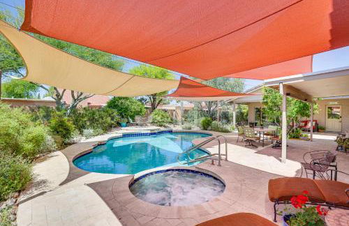 Patio and Pool Access Sunny Phoenix Casita! - Foto 1