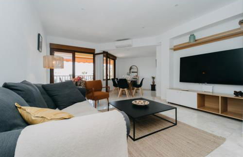 PISO EN LA PLAYA CON PISCINA - Photo 8