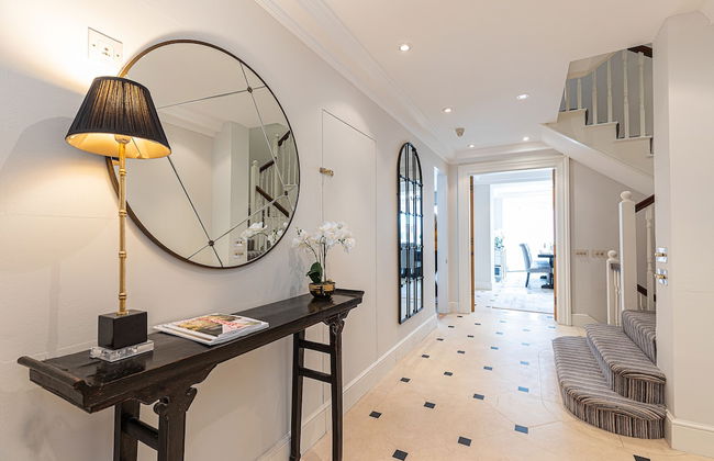 JOIVY Stunning 6-bed house near Harrods in Knightsbridge - Photo 46