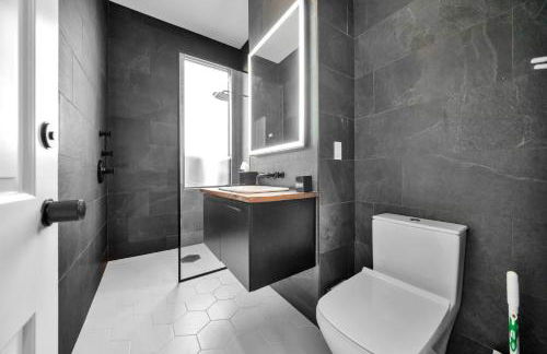 Charming Stay in Louisville's Vibrant Highlands - Foto 5