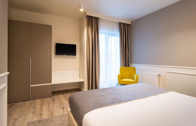 Aparthotel NOX - Photo 23