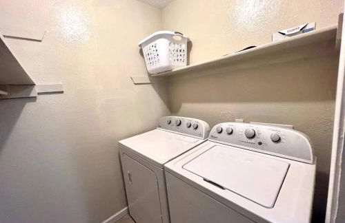 Cozy 2BD Condo DFW South Irving I02 - Foto 4