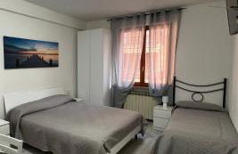 Your home outlet 4 - Foto 8