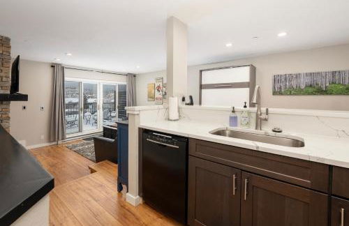 Great Location! Downtown WP with Hot Tub! Sleeps 6! - Foto 55