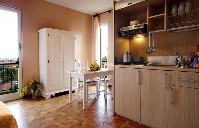 Apartment in San Bartolomeo Al Mare - Photo 11