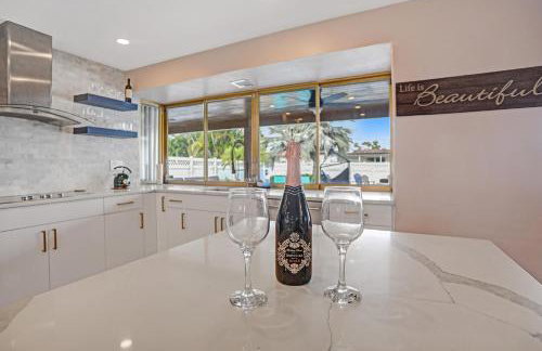 Modern 4 Bedroom -Kosher - Heated Pool - Game Room - Foto 38