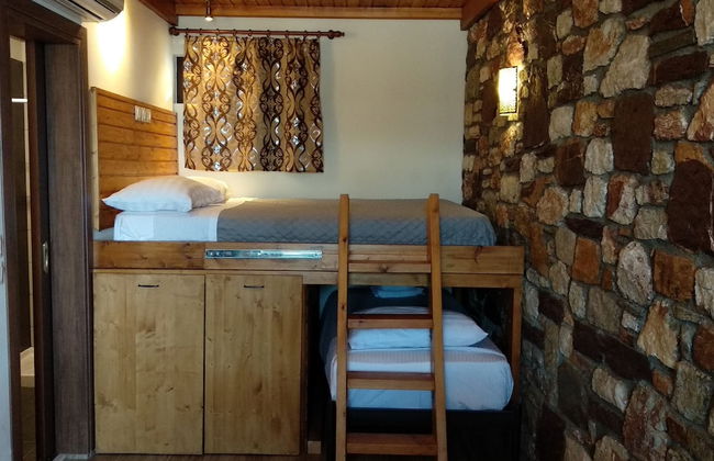 Stone Built Rustic House - Foto 5