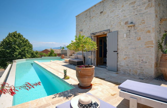 Bee Tree Villa in Corfu - Photo 4