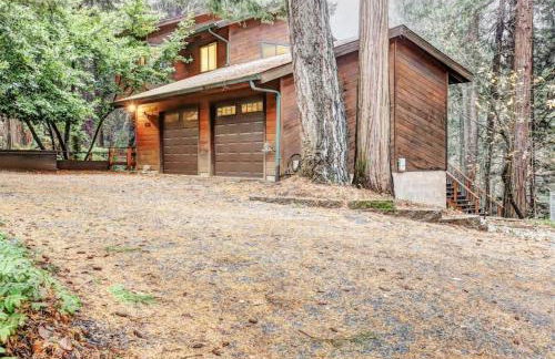 Picturesque Cabin Hot Tub - Foto 46