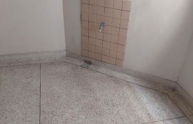 Apto frente à praia, aconchegante, vista lateral pro mar! - Foto 5