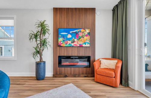 1 Block to Beach, Park 3 cars, Game Room and Balcony - Foto 27