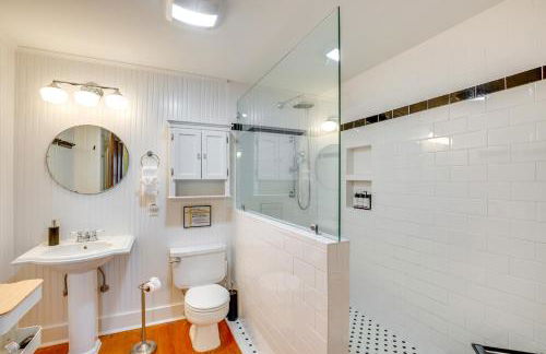 Granbury Home with Fire Pit, Walk to The Square! - Foto 16