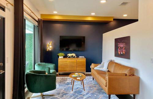 CHIC Modern Nashville Condo POOL, PATIO, PARKING - Foto 1