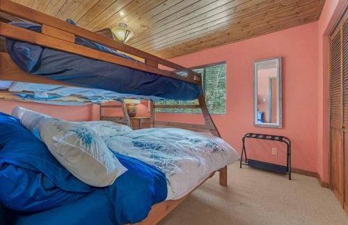 Country Club Cabin with Hot Tub - Foto 18