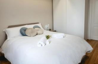 PrimeLoft Cathedral-Exclusive Suite - Photo 14