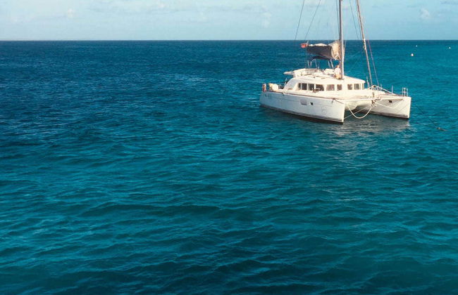 Fête sur un bateau à Valence avec déjeuner - Photo 3