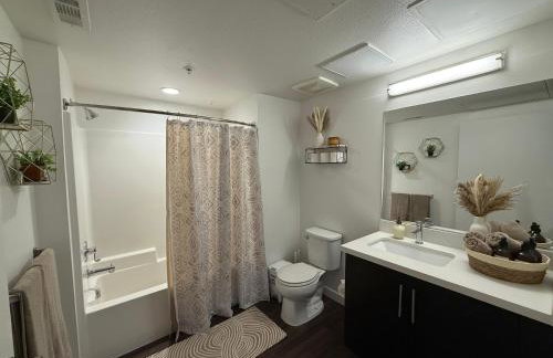 The Hollywood Blvd Loft FREE AND DESIGNATED PARKING - Foto 14