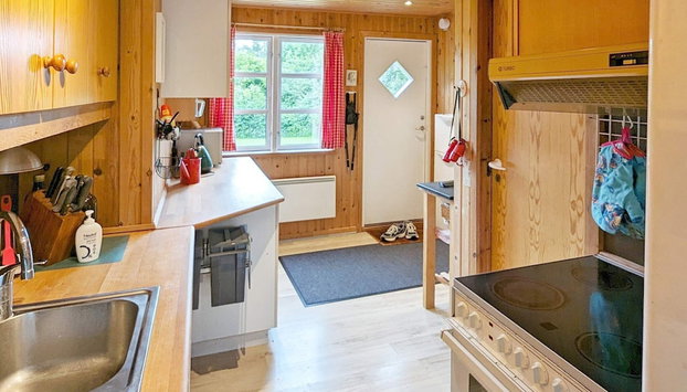 6 Person Holiday Home in Tranekaer - Foto 4, Cocina privada