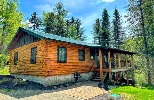 5R Cozy log chalet in fantastic location. Ski, snowshoe, fish, explore! AC, pet friendly! - Photo 26