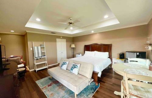 Shaded Oaks Suite Luxury Stay by the Golf Course - Foto 2