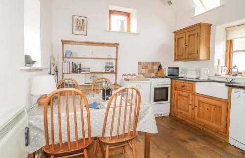 High Park Barn - Photo 8