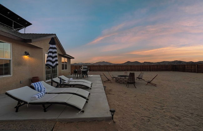 Casa De Kota by Avantstay Pool, Firepit, & Games Secluded & Chic - Photo 36