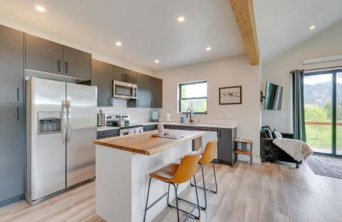 Quiet Alpine Hideaway with Panoramic Mountain Views! - Foto 11