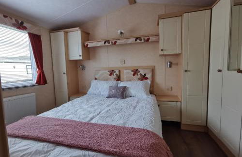 Sea and Mountain view Sunbeach Holiday Snowdonia - Photo 23