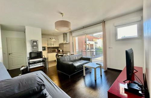 Piscine and golf - Geneva airport - ONU - Foto 8