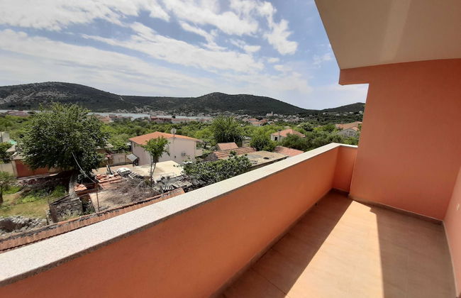 Cozy Apartments With Private Balcony Vinisce - Foto 19