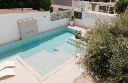 Grand Villa with Pool - Foto 23