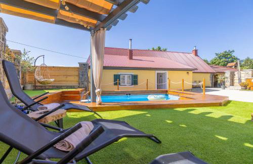 Old house Rustica with pool, jacuzzi and tavern - Valincic - Foto 1