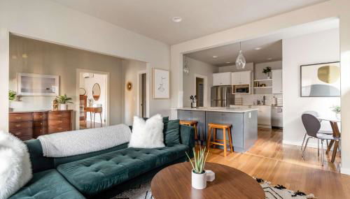 Stay Portland - Well-Preserved Quintessential 1922 Craftsman - Photo 2