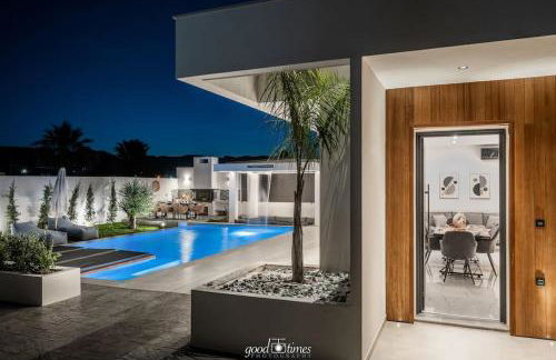 Nefele Luxury Recidency, A Concealed Delight by MindYourVilla - Foto 15