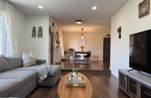 Family Fun 3-bedroom house with gym, games, toys, outdoor hangout and coffee - Foto 28