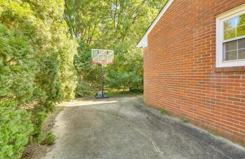 1 Mi to Friendly Center Greensboro Family Home - Foto 24