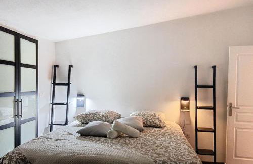 T6 Unique, Chic and Artistic with large terrace - Photo 10